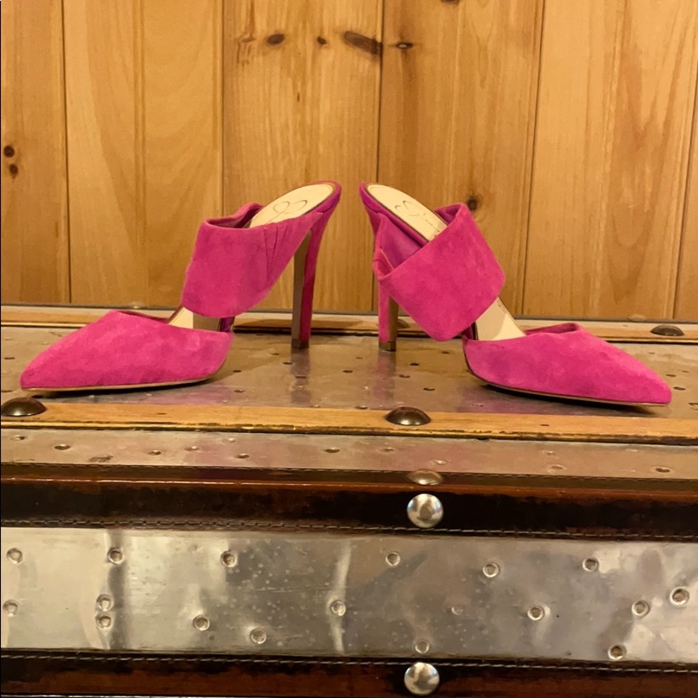 JESSICA SIMPSON SIZE 6 strapped pumps